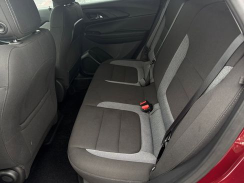 Used 2025 Chevrolet TrailBlazer LT image 25