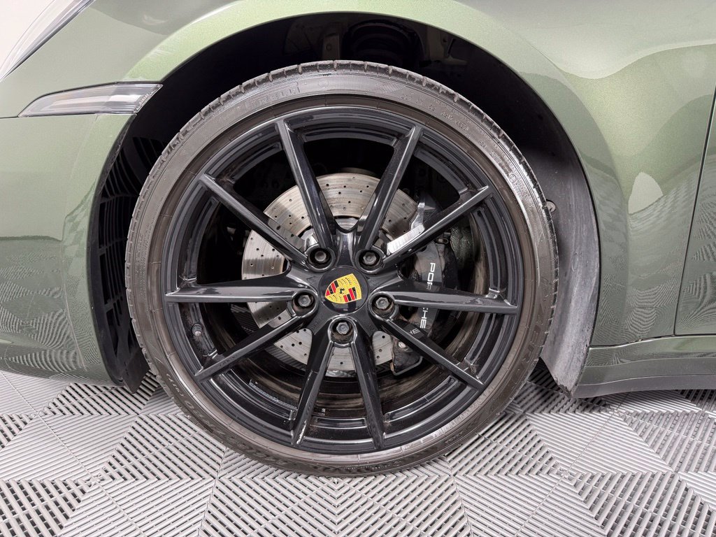 Used 2021 Porsche 911 Carrera S RWD image 16