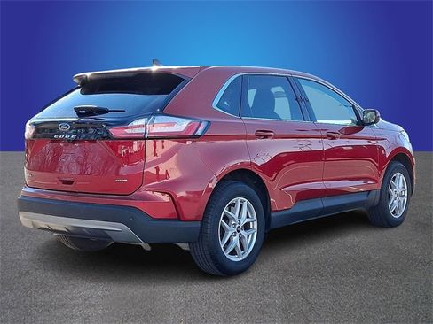 Used 2023 Ford Edge SEL image 4