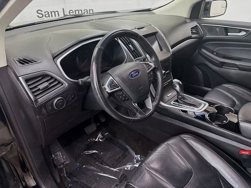 Used 2018 Ford Edge Titanium image 9