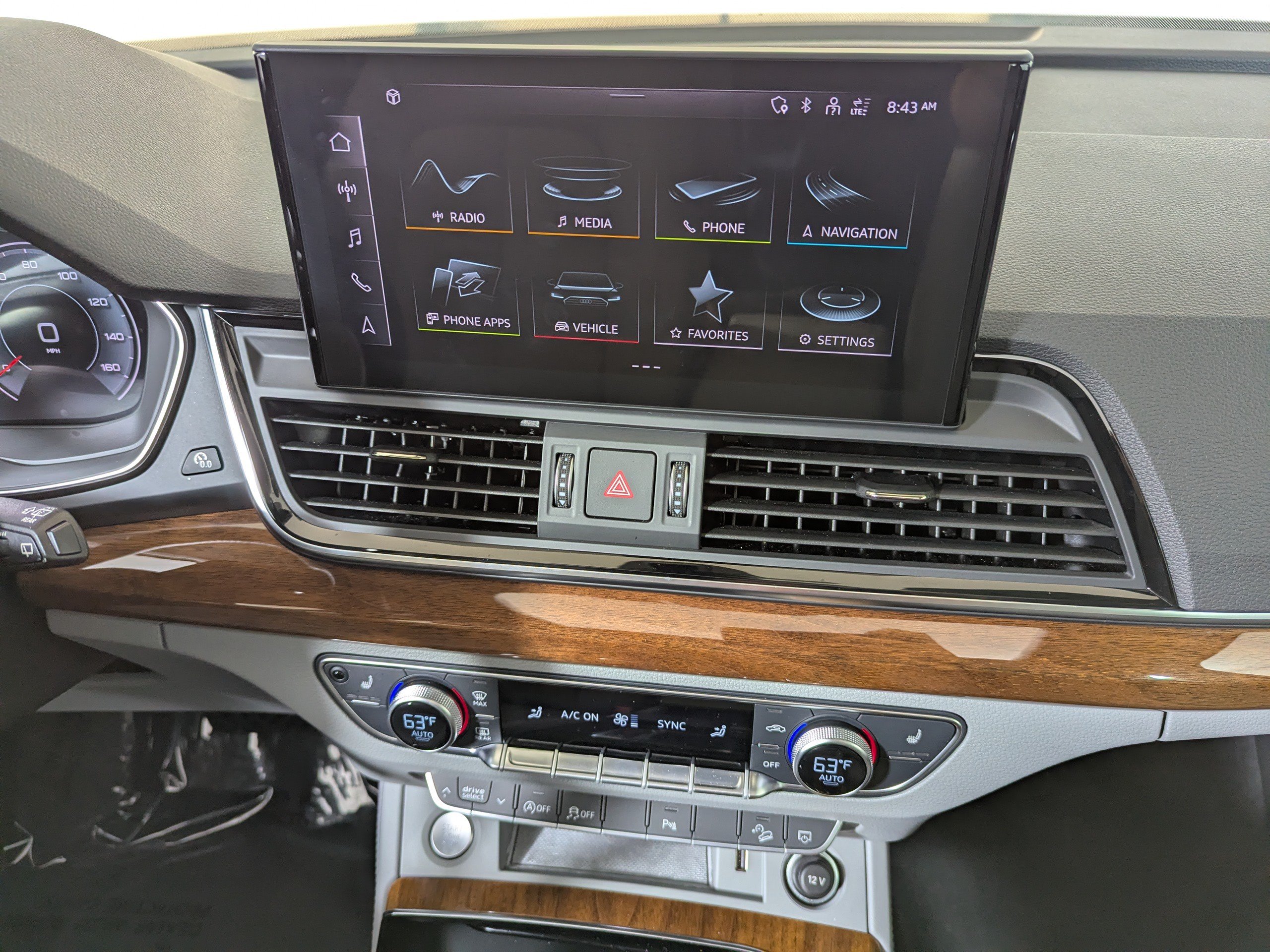 Certified 2023 Audi Q5 2.0T Premium Plus w/ Premium Plus Package AWD/4WD image 20