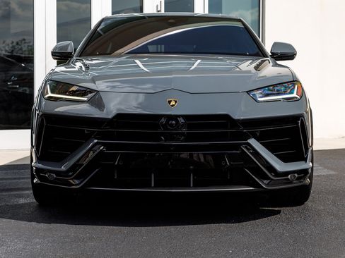 Used 2023 Lamborghini Urus Performante image 6