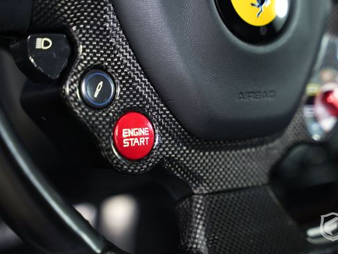 Used 2010 Ferrari 458 Italia Coupe RWD image 21
