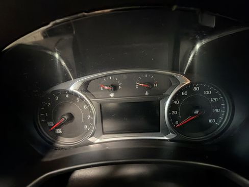 Used 2020 Chevrolet Equinox LT image 36