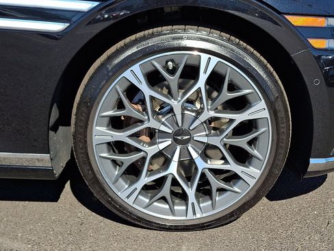 Used 2023 Genesis G90 3.5T AWD/4WD image 8