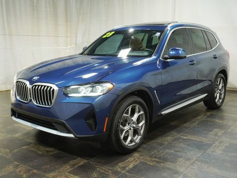 Used 2023 BMW X3 xDrive30i w/ Premium Package w/ZPA AWD/4WD image 2