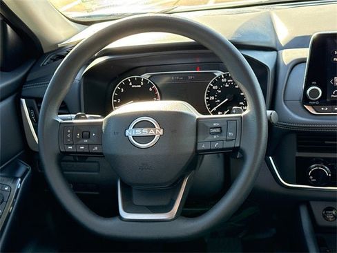 Certified 2025 Nissan Rogue S image 13