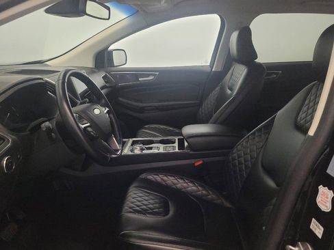Used 2023 Ford Edge Titanium AWD/4WD image 17