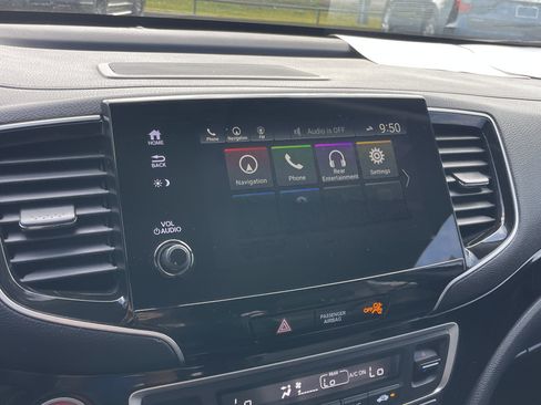 Used 2020 Honda Pilot Touring image 25