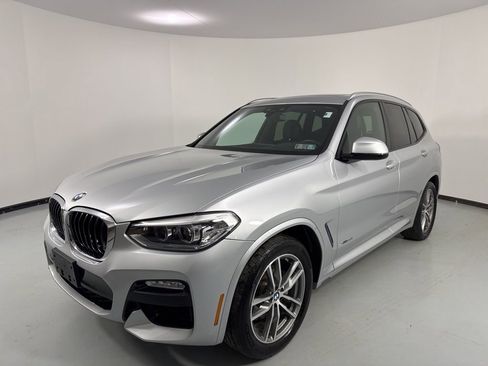 Used 2018 BMW X3 xDrive30i image 3