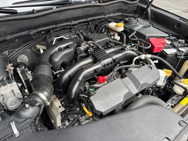 Used 2015 Subaru Forester 2.5i AWD/4WD image 33