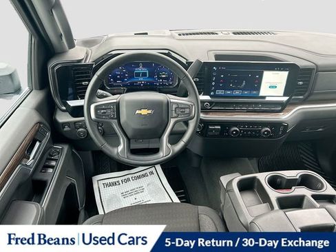 Used 2025 Chevrolet Silverado 2500 LT w/ Convenience Package AWD/4WD image 24