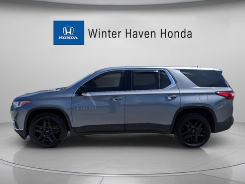 Used 2020 Chevrolet Traverse LS w/ LPO, Black Accent Package FWD image 5