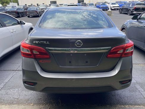 Used 2019 Nissan Sentra S FWD image 6
