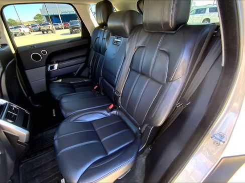 Used 2017 Land Rover Range Rover Sport SE image 20