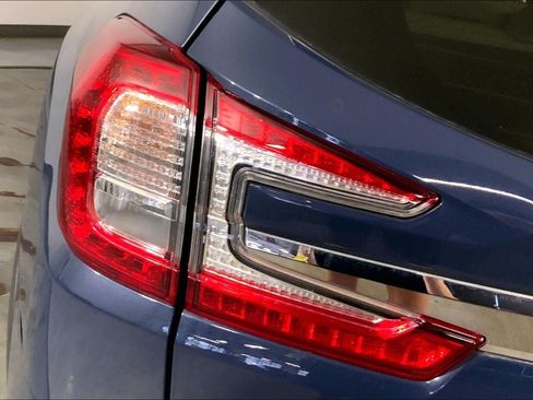 Used 2025 Subaru Ascent Premium AWD/4WD image 27