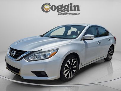 Used 2018 Nissan Altima 2.5 SV w/ 2.5 SV Technology Package