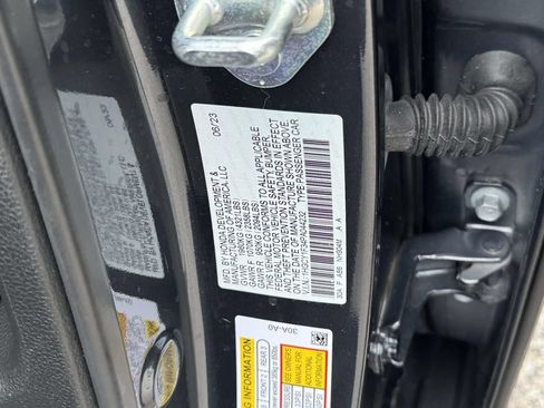 Used 2023 Honda Accord EX image 19