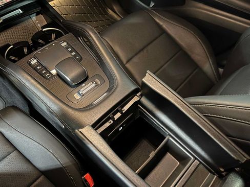 Certified 2025 Mercedes-Benz GLS 450 4MATIC image 34