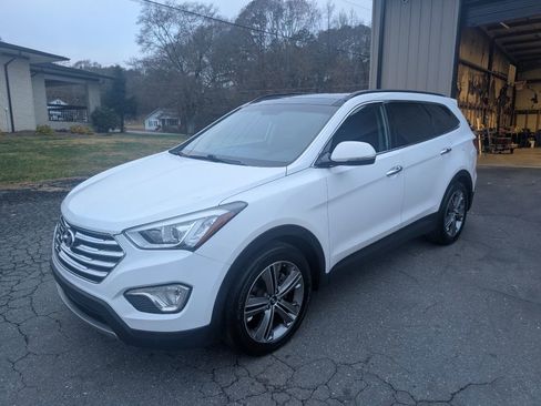 Used 2015 Hyundai Santa Fe Limited w/ Option Group 04 image 2