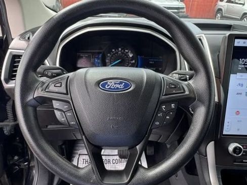 Used 2021 Ford Edge SE FWD image 11