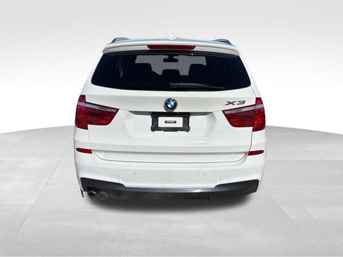 Used 2017 BMW X3 xDrive28i image 9