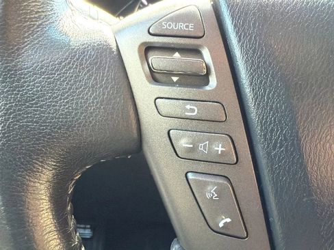 Used 2017 Nissan Armada SL image 12