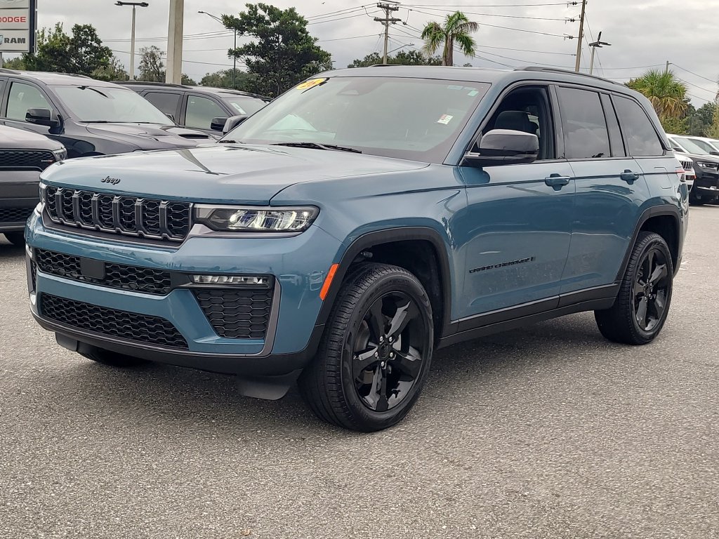 Certified 2026 Jeep Grand Cherokee Limited w/ Limited Altitude Package AWD/4WD image 2