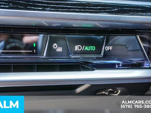 Used 2025 BMW i7 eDrive50 w/ M Sport Package RWD image 51