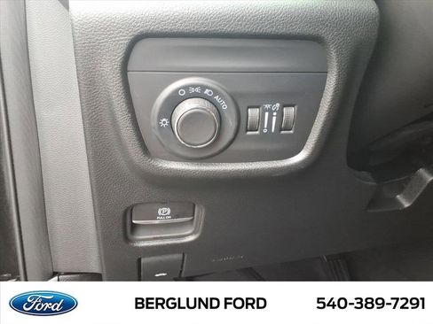 Used 2024 Jeep Grand Cherokee Altitude AWD/4WD image 20