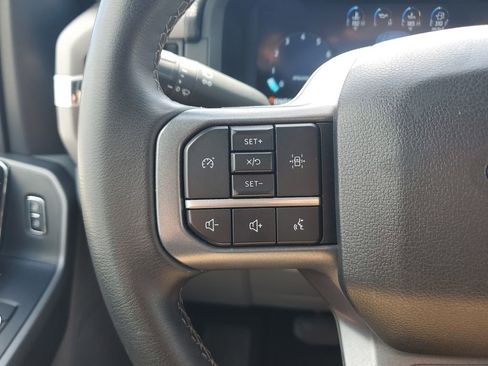 Used 2025 Ford F150 XLT w/ Equipment Group 301A Standard AWD/4WD image 19