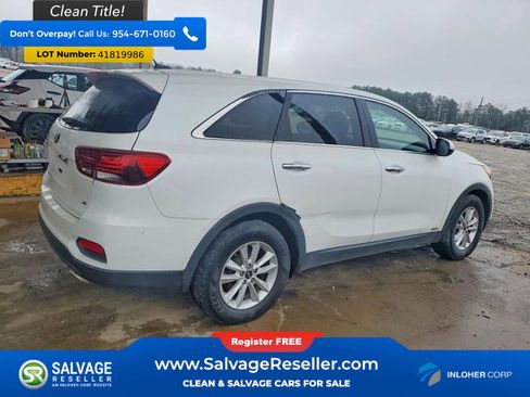 Used 2019 Kia Sorento AWD V6 image 4