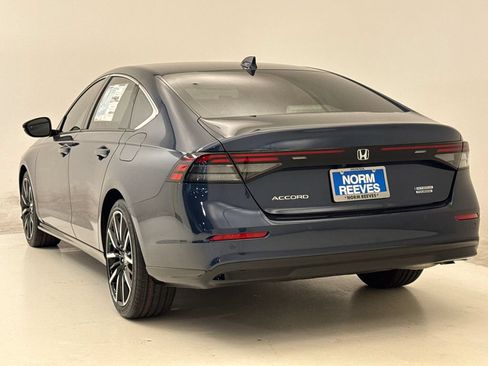 New 2026 Honda Accord Touring image 7