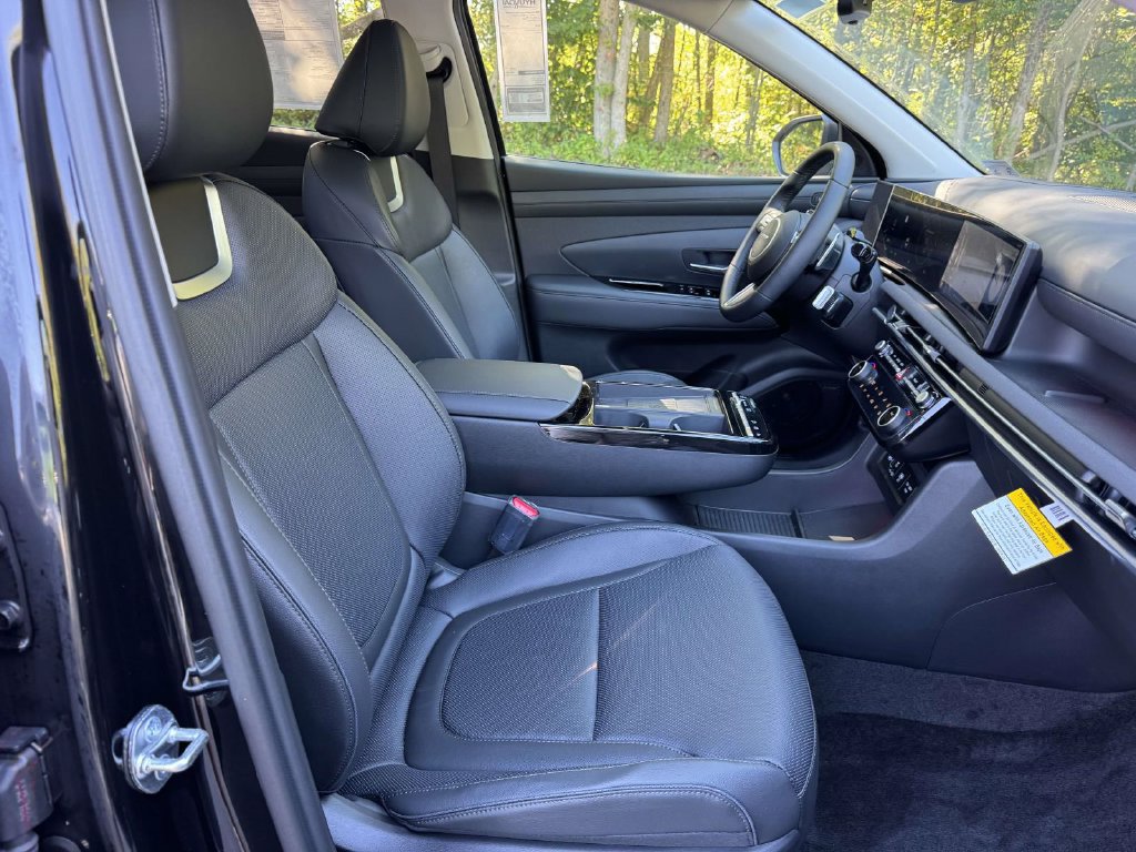 New 2026 Hyundai Tucson Limited AWD/4WD image 9