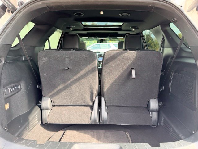 Used 2018 Ford Explorer Platinum AWD/4WD image 19