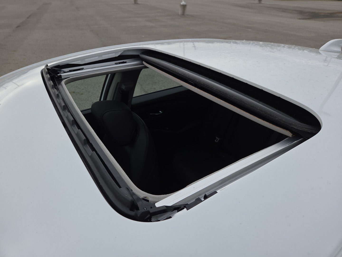 Used 2025 Honda Accord Touring image 3