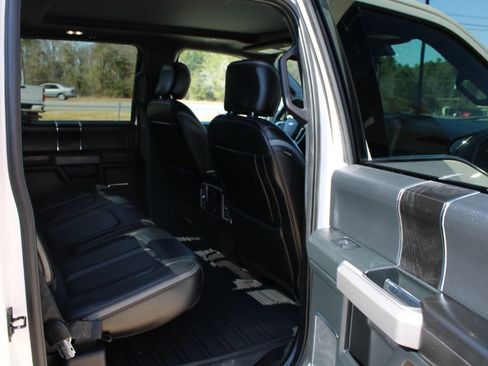 Used 2019 Ford F150 Platinum w/ Equipment Group 701A Luxury image 8