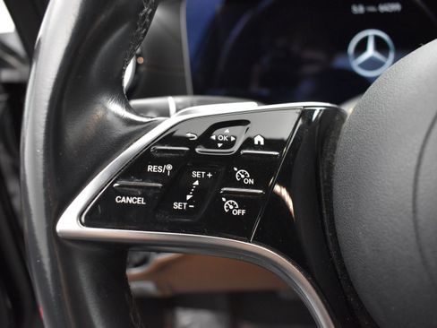 Used 2021 Mercedes-Benz E 450 4MATIC Sedan w/ Premium Package image 6