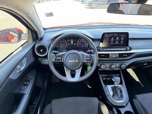 Used 2023 Kia Forte LXS FWD image 13