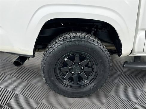 Certified 2023 Toyota Tacoma SR image 31