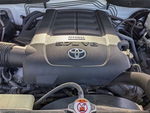 Used 2019 Toyota Tundra SR5 image 28