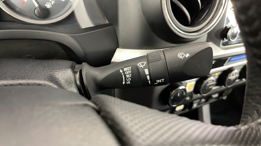 Used 2022 Toyota Tacoma SR5 AWD/4WD image 27