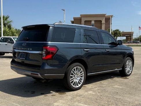 Certified 2024 Ford Expedition Limited RWD image 5
