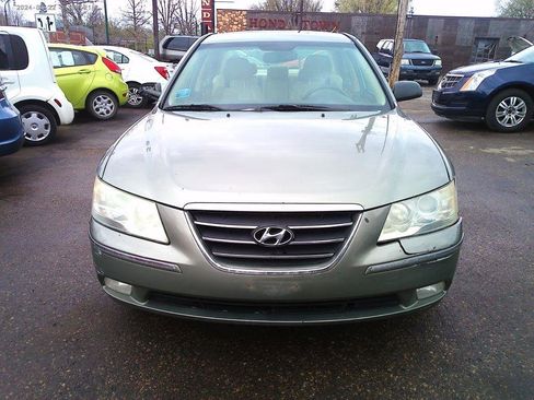 Used 2009 Hyundai Sonata Limited FWD image 3