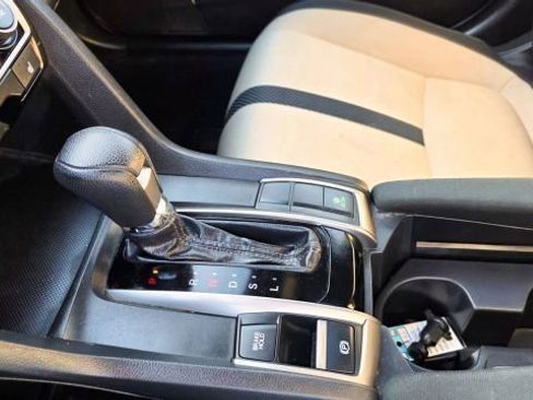 Used 2018 Honda Civic EX image 21