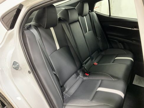 Used 2025 Toyota Camry SE FWD image 24