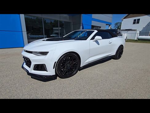 Used 2018 Chevrolet Camaro ZL1 image 4