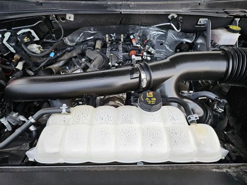 Used 2023 Ford Expedition Limited image 38