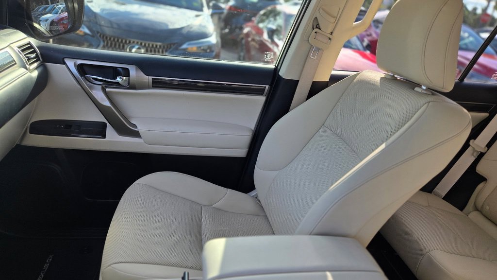Used 2020 Lexus GX 460 Premium AWD/4WD image 31