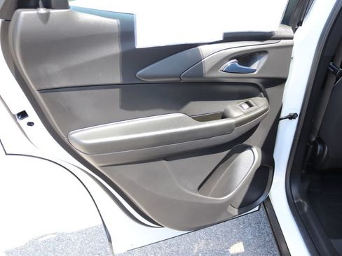 Used 2022 Chevrolet TrailBlazer LS FWD image 7